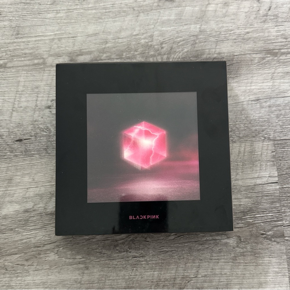 BLACKPINK square up album